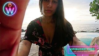 WifeBucket Vágyai - Finom MILF Lovagol a Naplementében Kolosszális Mellekkel és Szenvedéllyel